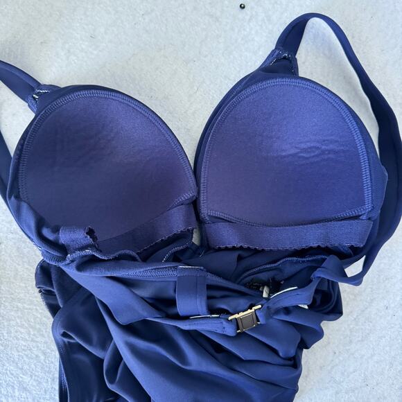 Nip Tuck Swimsuit Womens 6 Blue One Piece Built in Bra Bikini Beachy Pool - Picture 10 of 11